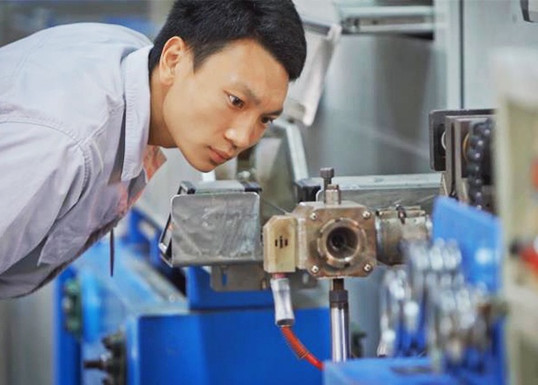 High-quality 3Q, high-quality products, high-quality management, and high-quality team.